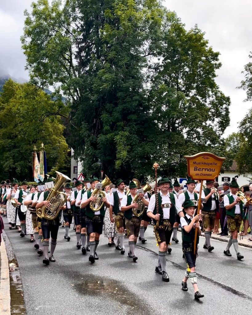 Musikkapelle beim Gaufest 2024 in Aschau